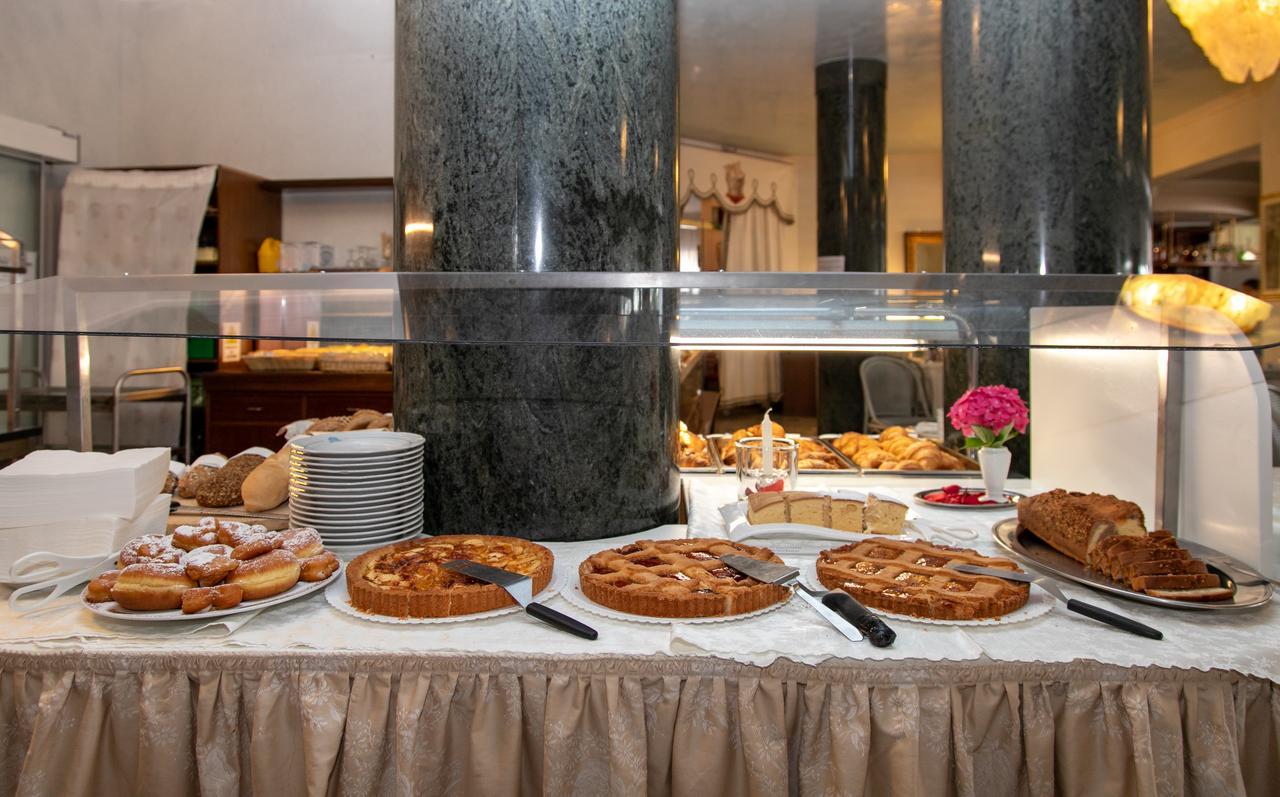 Aparthotel Panama 3*